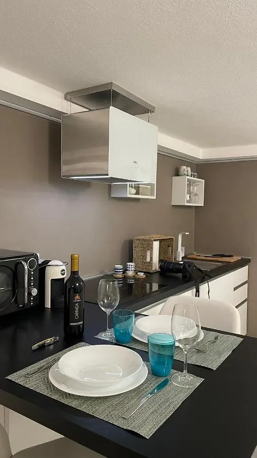 Casa Vacanze Nel Cuore Di كالياري 0*,  إيطاليا